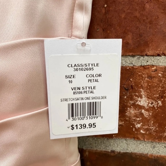 Davids Bridal Womens 10 Blush Pink One Shoulder Satin Formal Dress Bride's Maid - Picture 4 of 8